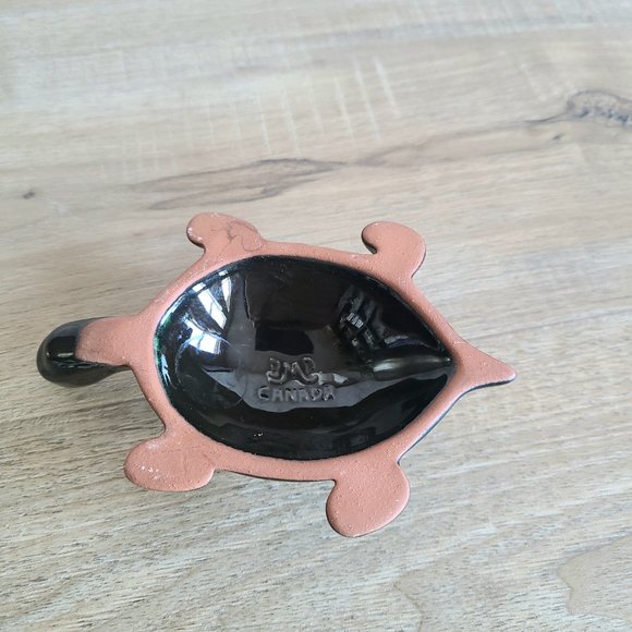 Blue Mountain Canada ceramic turtle figurine. - Picture 4 of 5